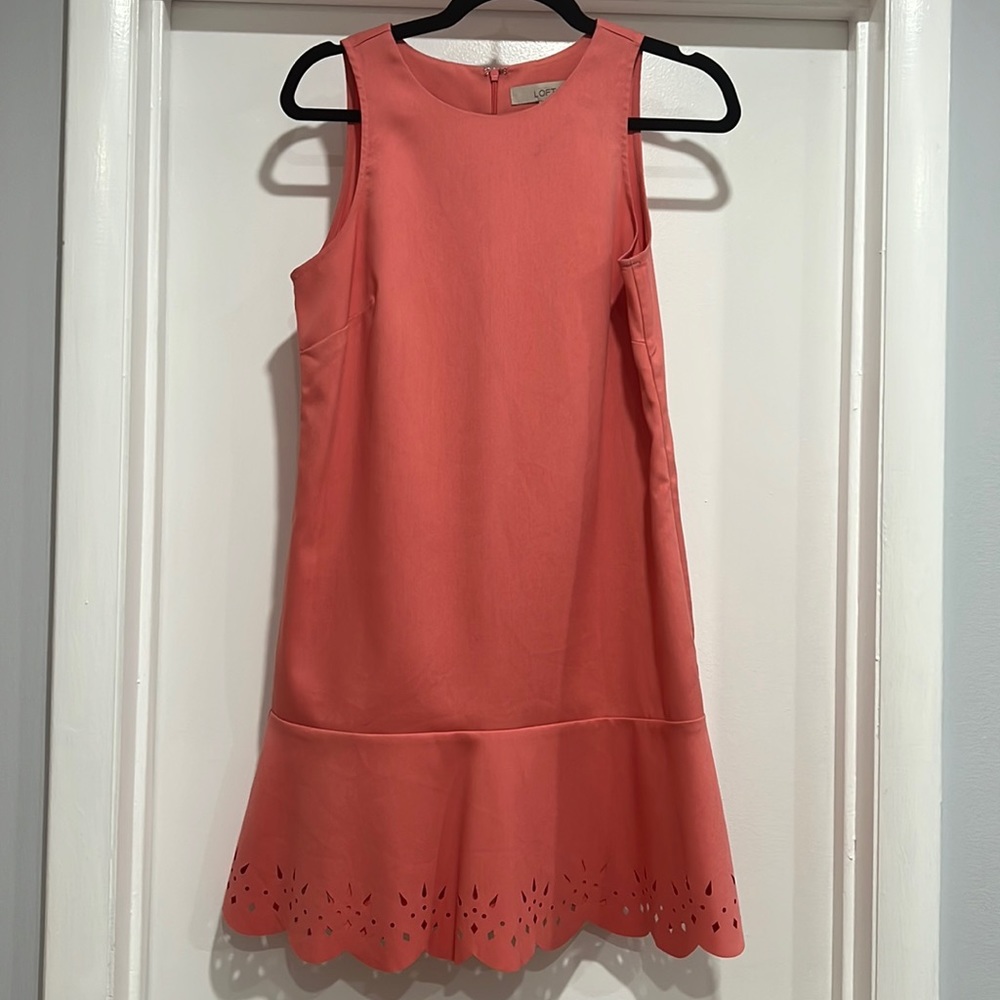 LOFT sleeveless shift dress; size 4 petite
